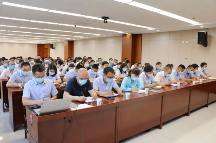 安博站官网登录入口召开划转企业甘肃水建公司全体职工会议(图2)