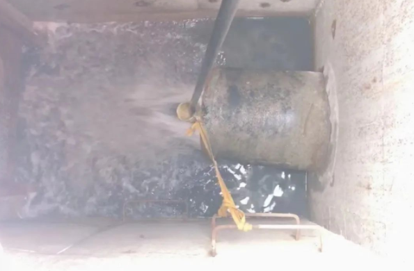 安博站官网登录入口城东污水处理公司开展管网清淤工作(图2)