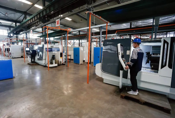 安博站官网登录入口装备制造企业上半年产销两旺(图2)