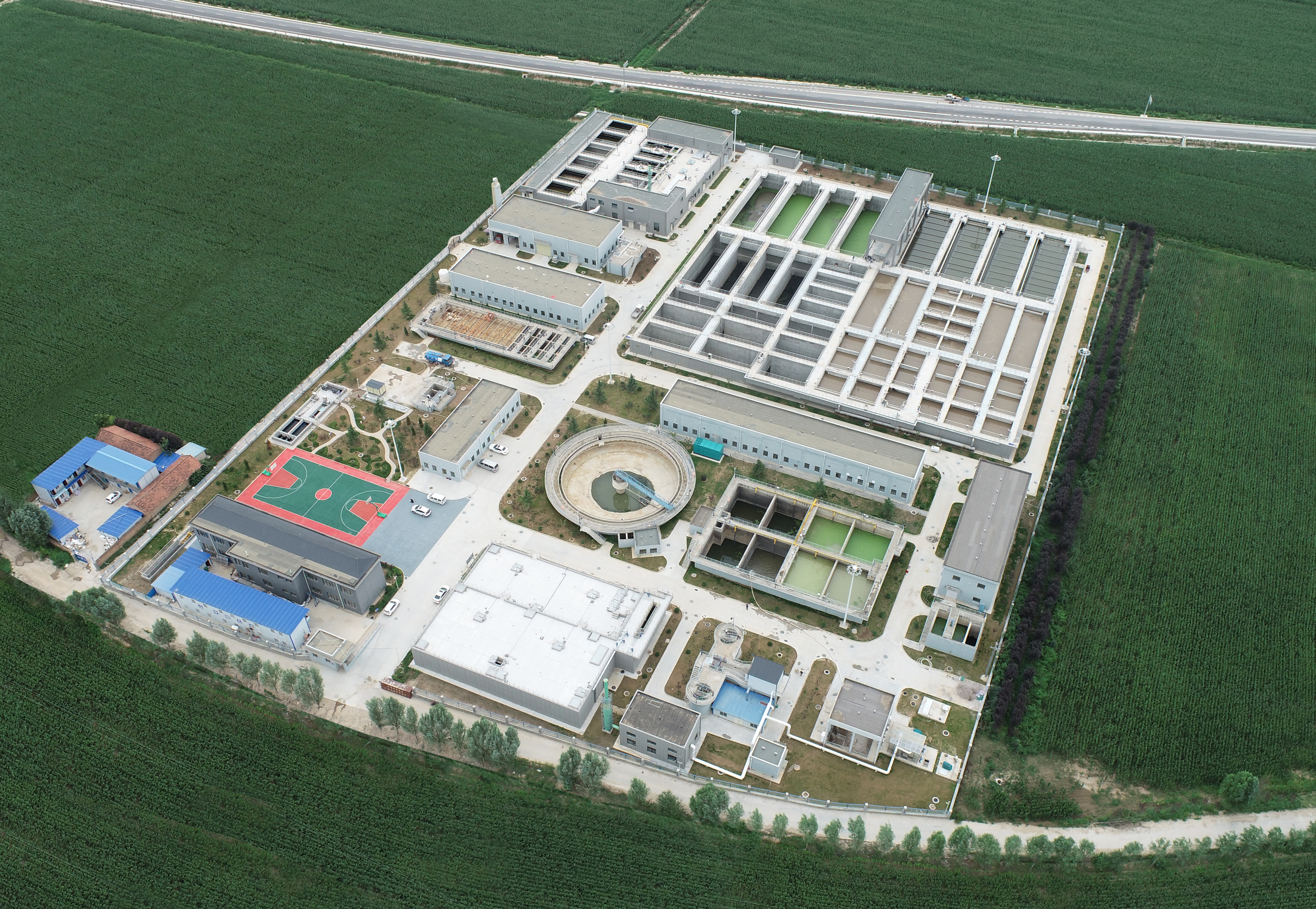 平凉市城东污水处理厂(图1) 平凉市城东污水处理厂(图1)