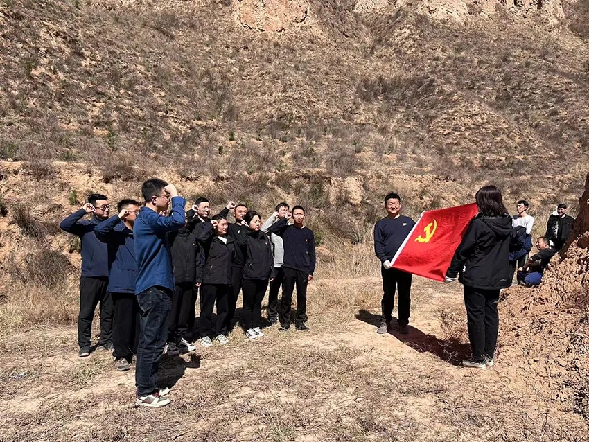 安博站官网登录入口开展义务植树活动(图3)